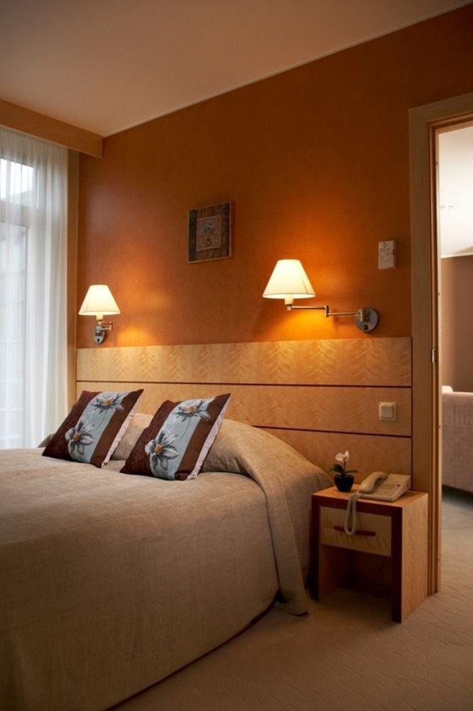 Royal Square Hotel & Suites Рига Екстер'єр фото