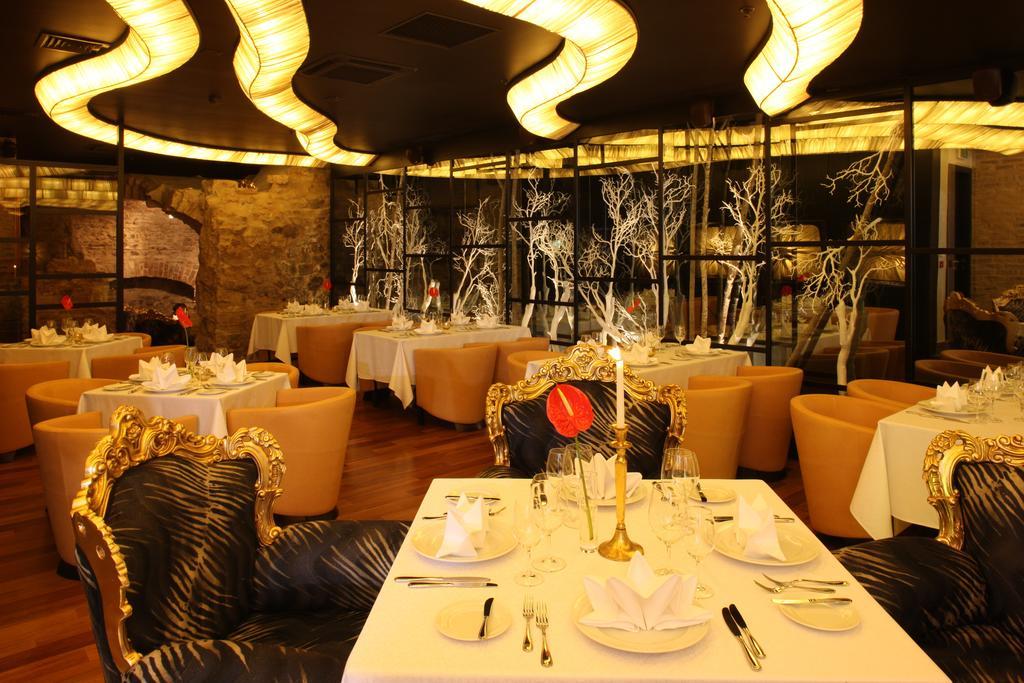 Royal Square Hotel & Suites Рига Екстер'єр фото